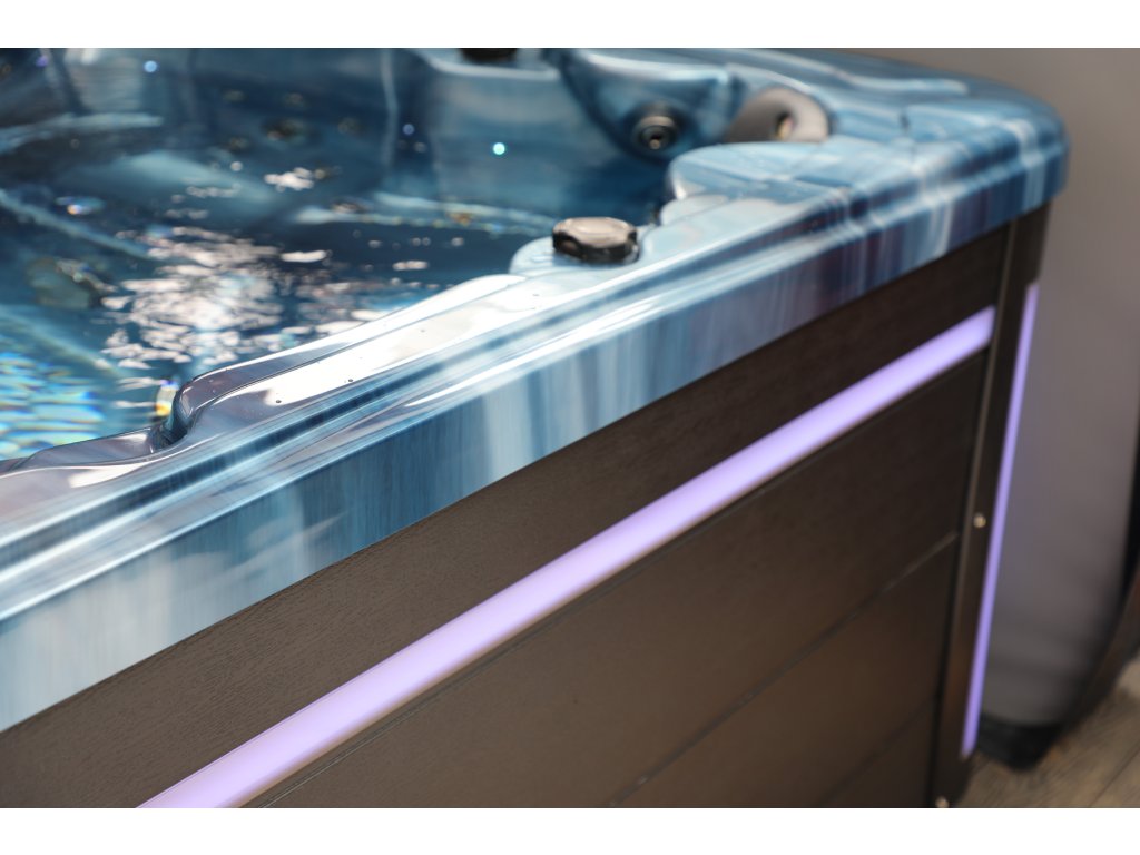 virivka new maximus oceanwave s led osvetlenim luxusna atmosfera pri relaxe